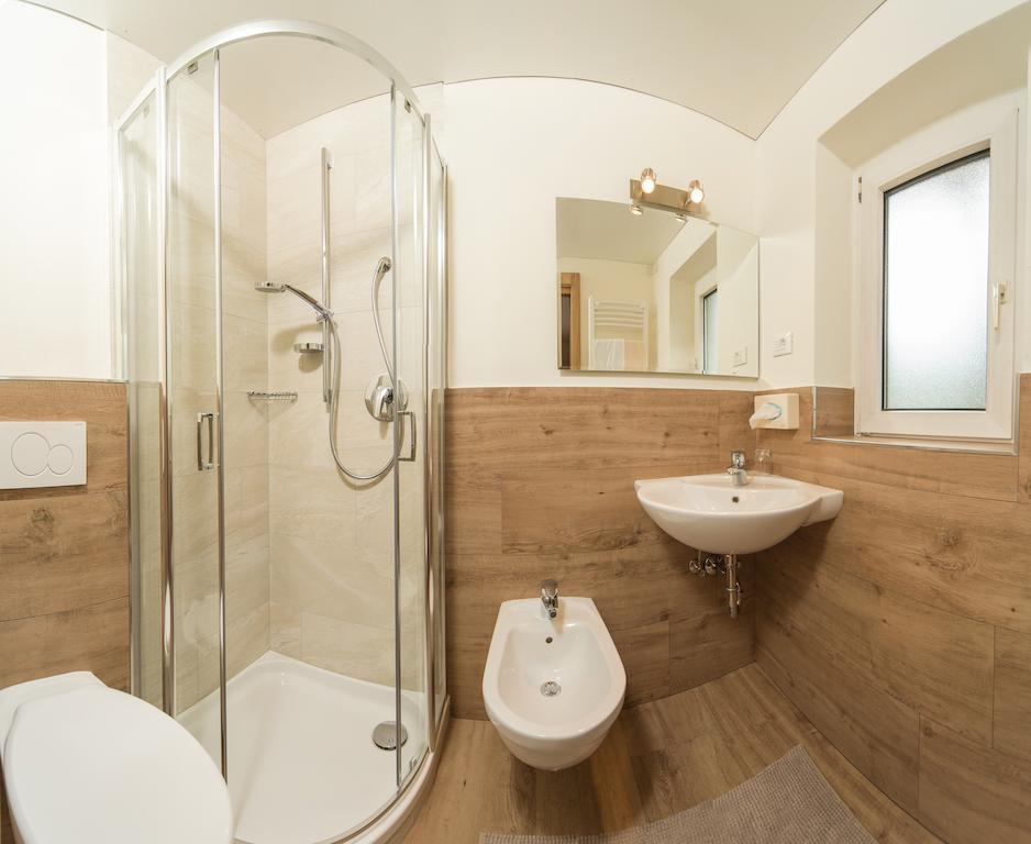 Kedul Lodge Santa Cristina Val Gardena Rum bild